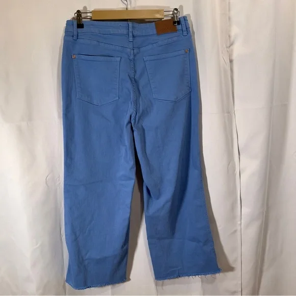 Judy Blue Cropped Wide Leg Jeans in Vibrant Blue - Picture 2 of 8